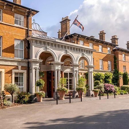 Oatlands Park Hotel Weybridge Exteriér fotografie