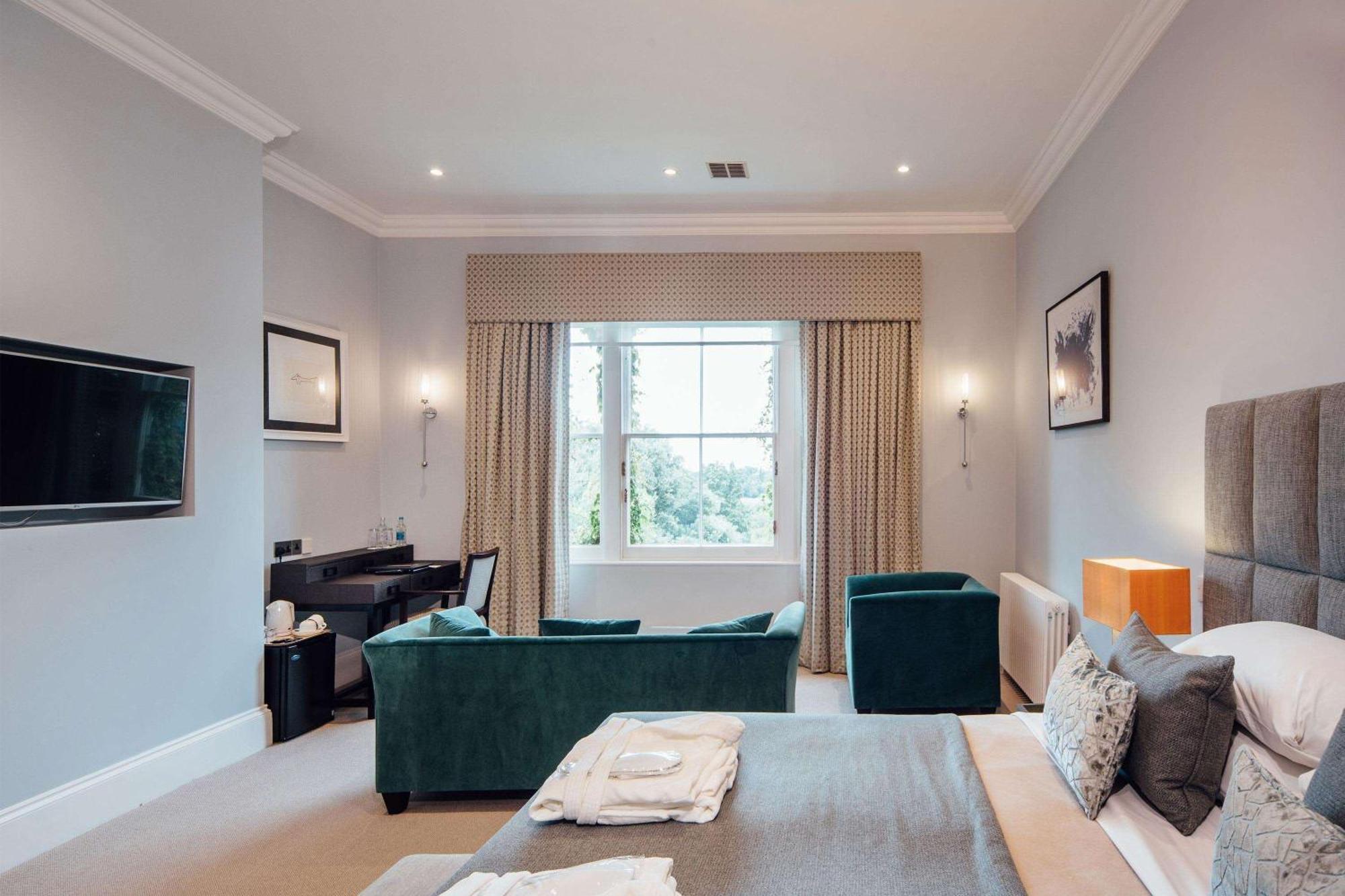 Oatlands Park Hotel Weybridge Exteriér fotografie