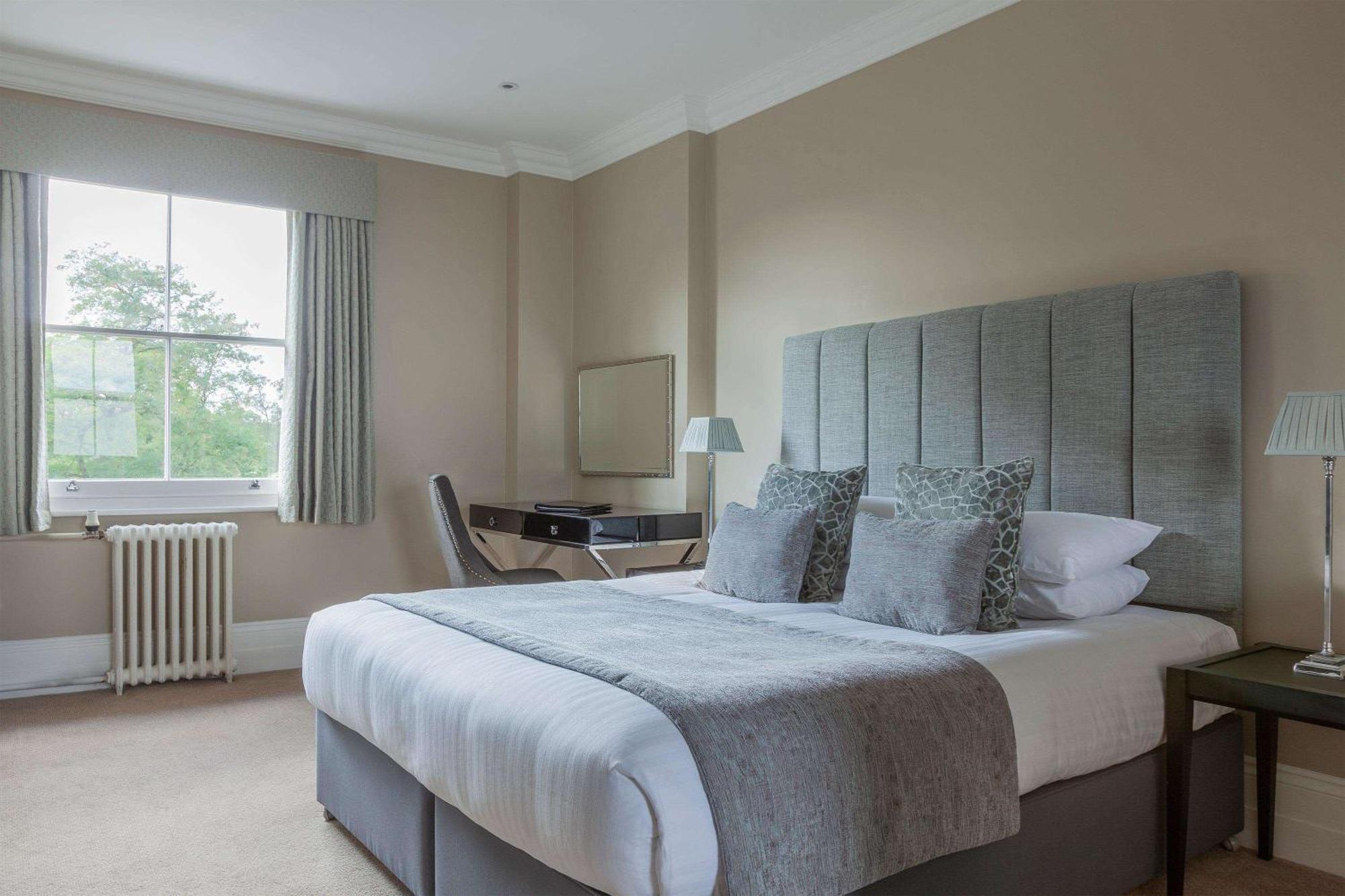 Oatlands Park Hotel Weybridge Exteriér fotografie