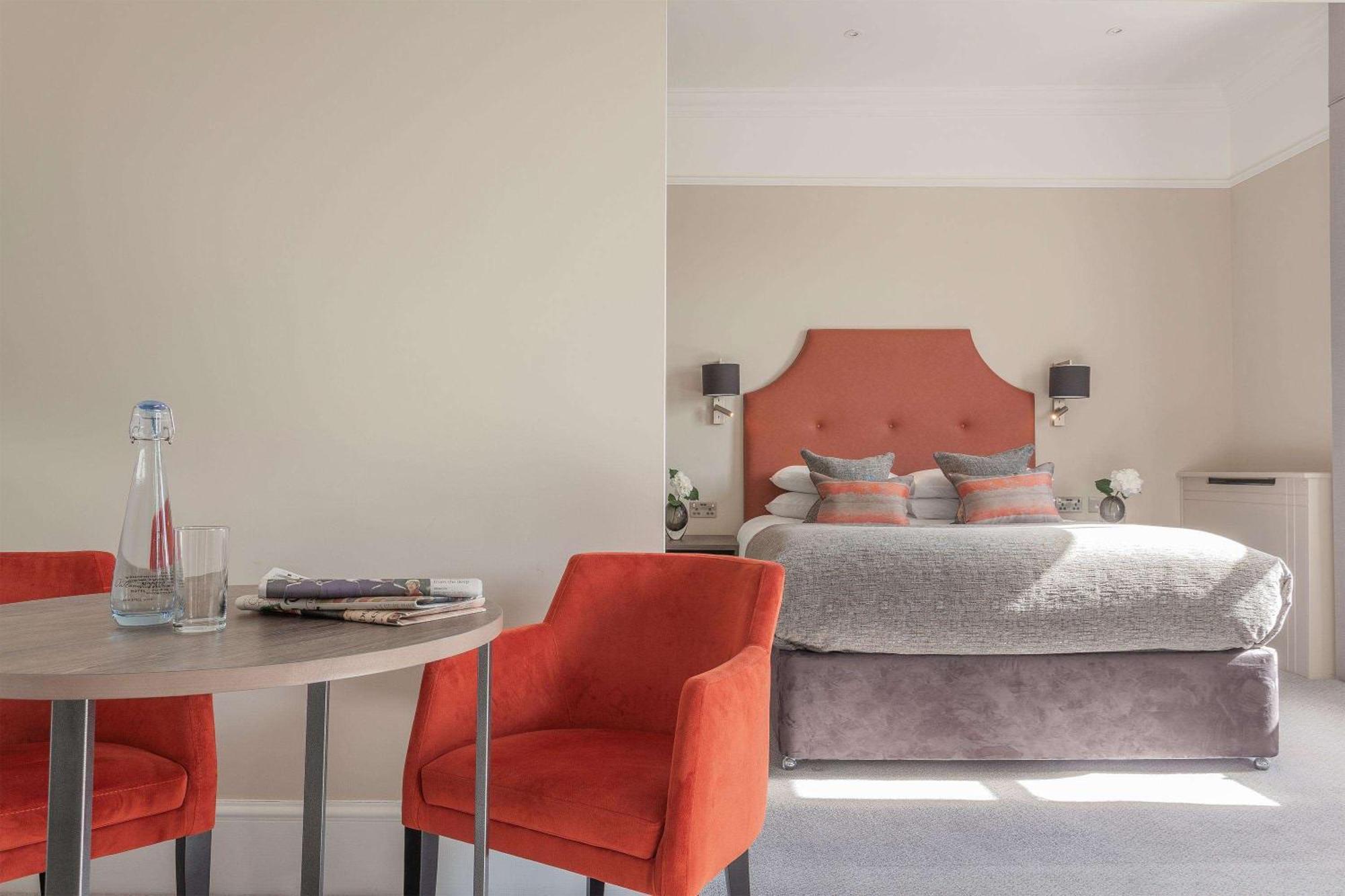 Oatlands Park Hotel Weybridge Exteriér fotografie