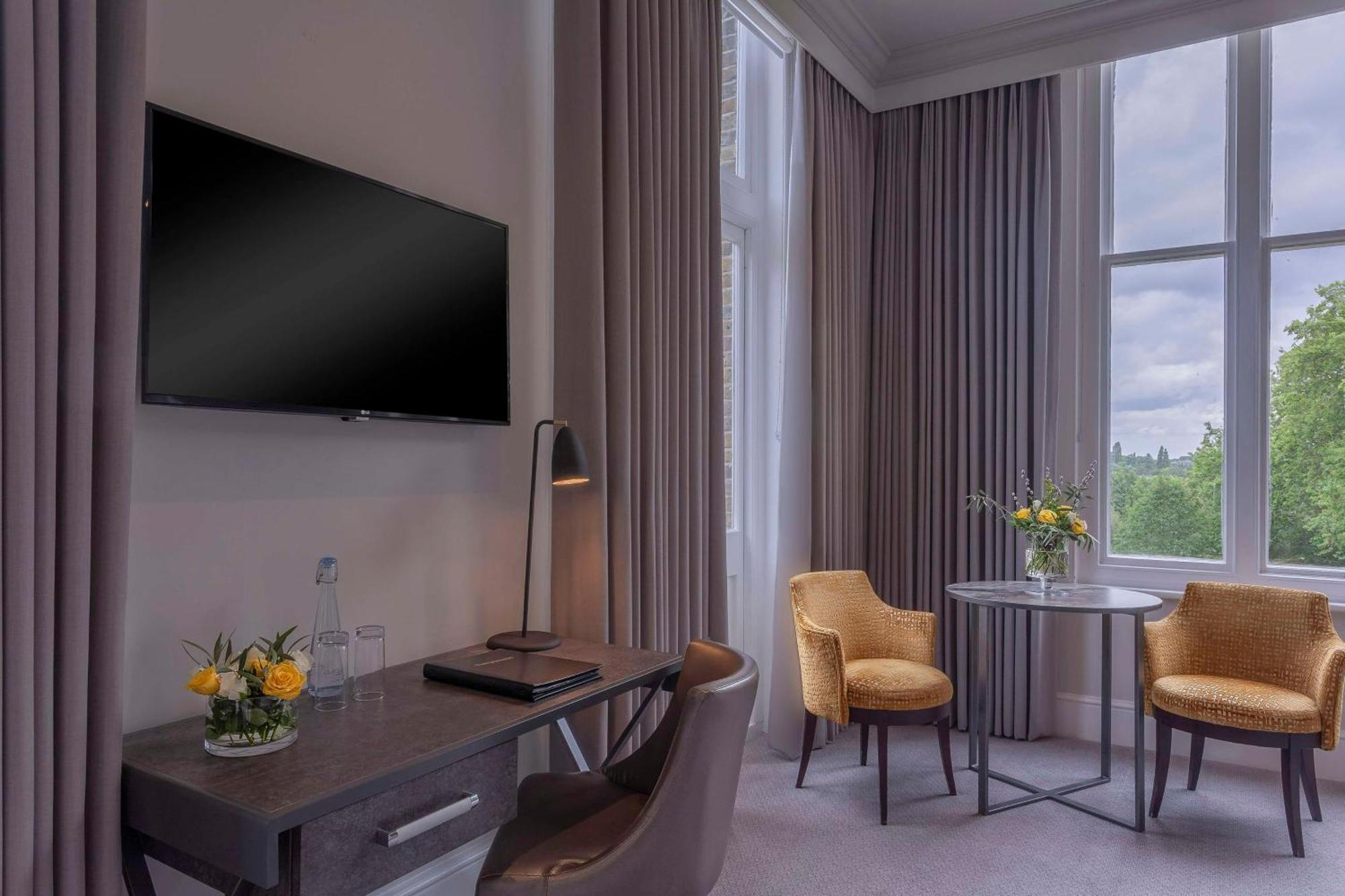 Oatlands Park Hotel Weybridge Exteriér fotografie